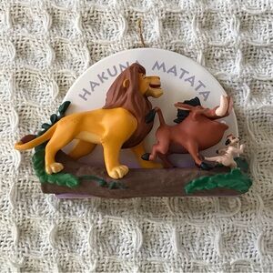 NWT Lion King Hallmark Ornament 1995